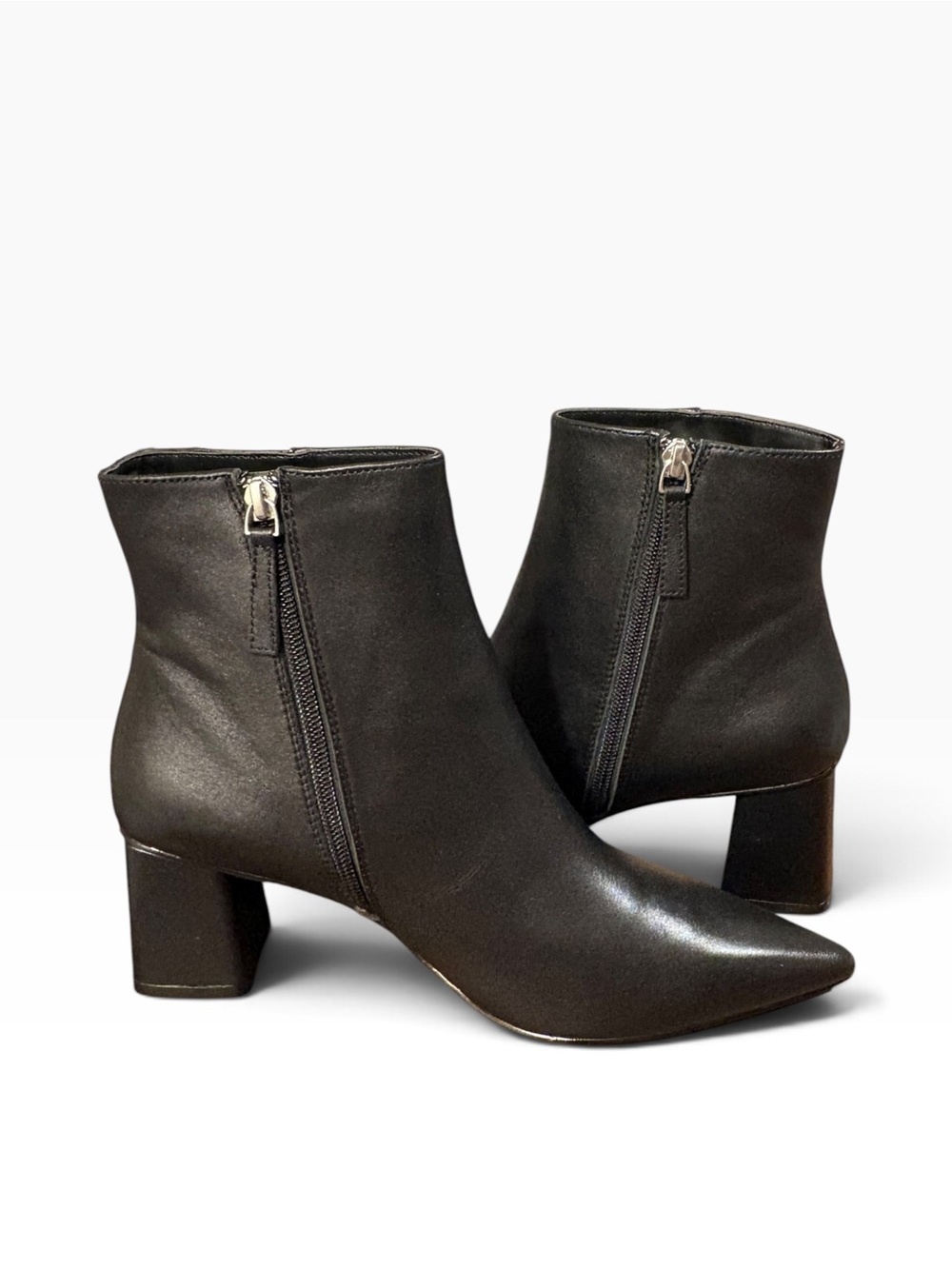 Linea Paolo Wynden Black Leather Ankle Boots with Side Zip, Size 10 NWT